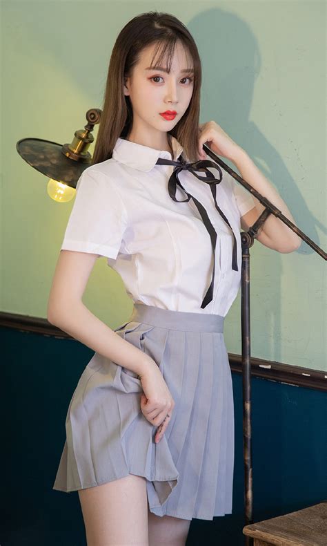 创立lululemon的人，在始祖鸟上赚到人生第三桶金